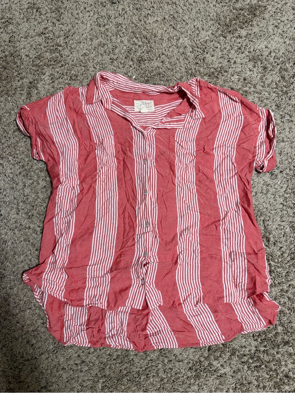evy's tree Red and White Striped Short Sleeve Button Front Blouse